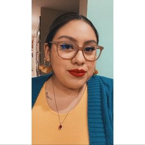 Meet your Posher, Xochitl